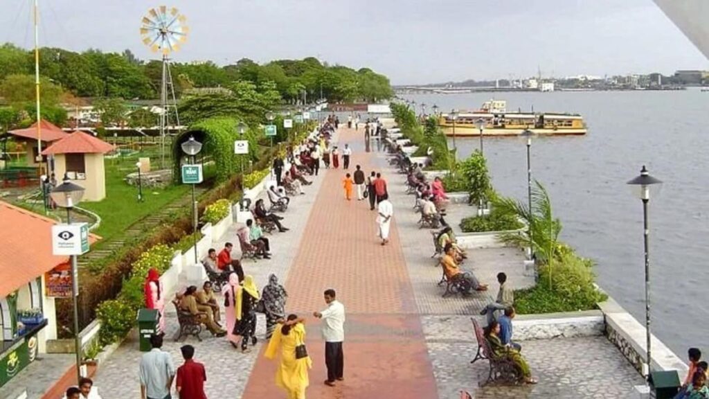 Marine Drive Kochi scenic waterfront in top must visit tourist places in Kochi Kerala travel guide